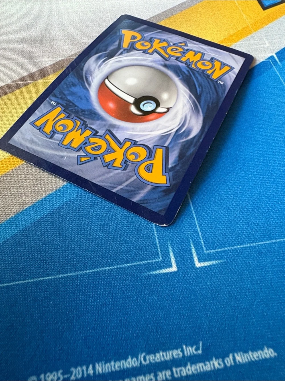 Pokémon Shining Lugia SM82 Shining Legends Promo Holo Basic Card MP